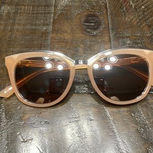 Oscar de la renta sunglasses